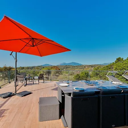 Villa à L'entrée De Porticcio - Piscine - Vue Dégagée *