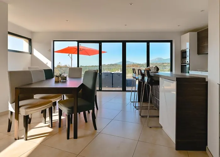 A L'entree De Porticcio - Piscine - Vue Degagee * Cauro